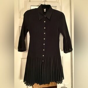 Black M Lindi Accordion Pleat Tunic Dress